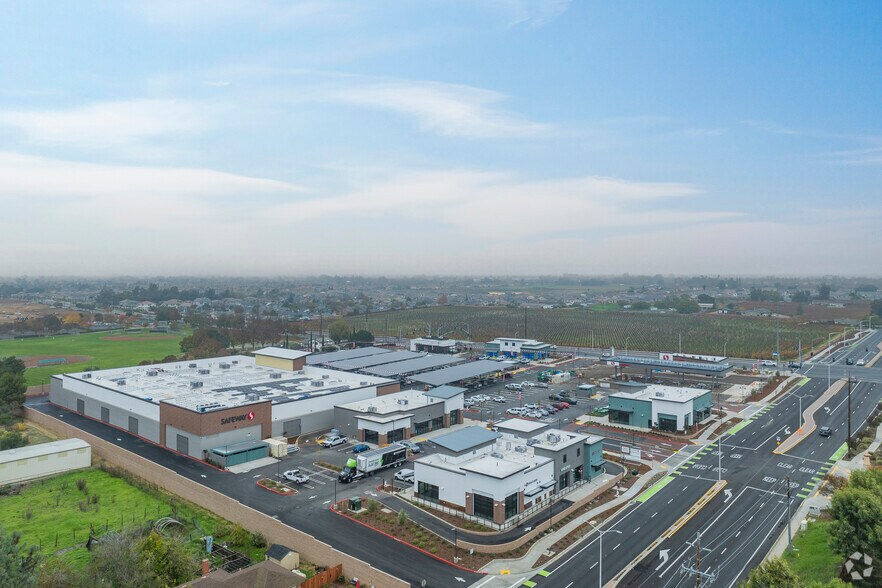 More Photos Of 998 Laurel Road, Oakley Unknown For Lease