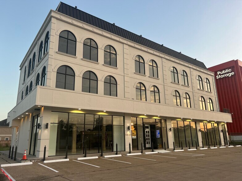 More Photos Of 5525 Westheimer Rd, Houston Freestanding For Lease