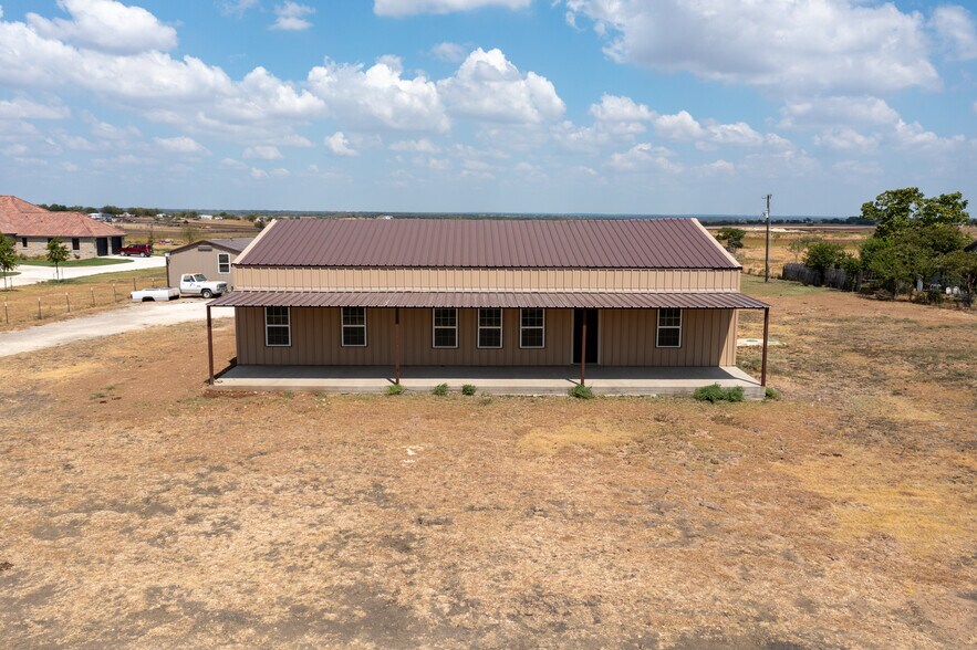 More Photos Of 1316 County Road 305, Jarrell Land For Lease