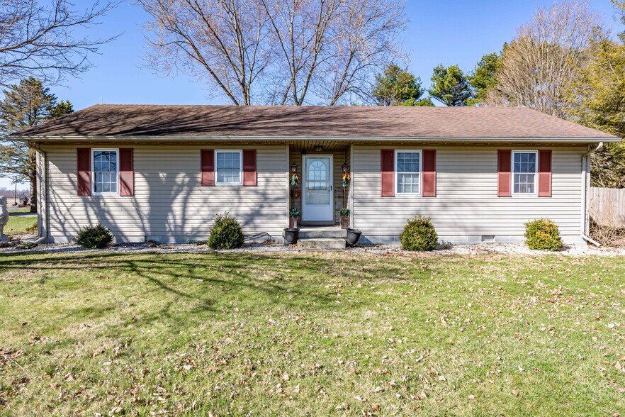 More Photos Of 8724 US Highway 68 N, West Liberty General Retail For Sale