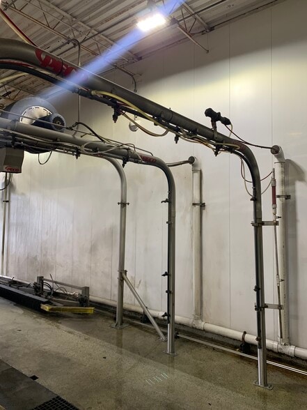 More Photos Of 5600 New Wilke Rd, Rolling Meadows Carwash For Sale