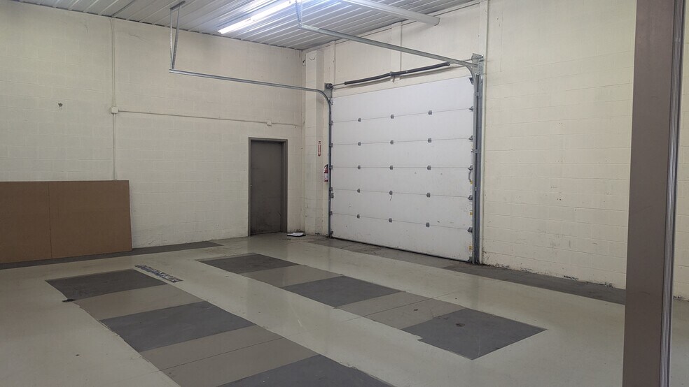 More Photos Of 3525 W Main St, Belleville Industrial For Sale