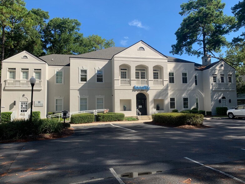 Primary Photo Of 1000 Main St, Hilton Head Office For Lease