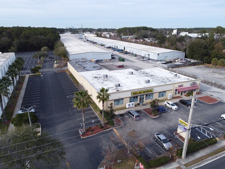 More Photos Of 3801 University Blvd W, Jacksonville Warehouse For Lease