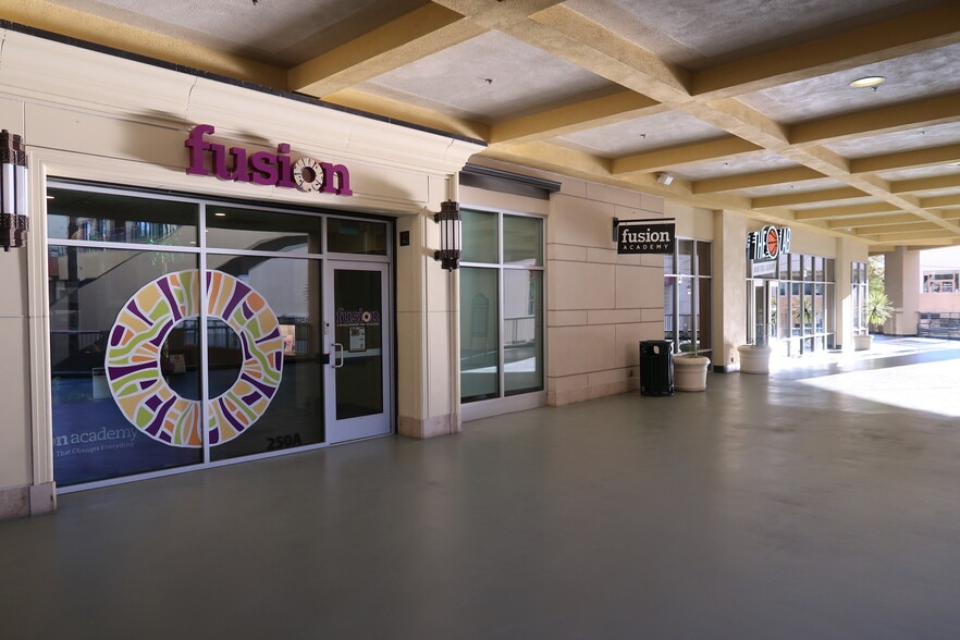 More Photos Of 520 Deep Valley Dr, Rolling Hills Estates Hospital For Lease
