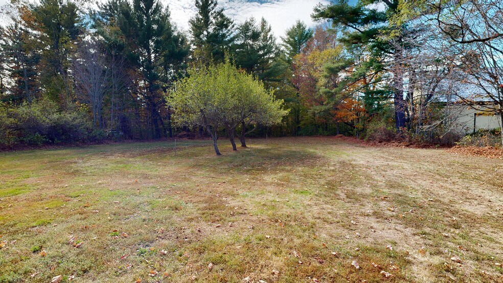 More Photos Of 48 S Main St, Andover General Retail For Sale