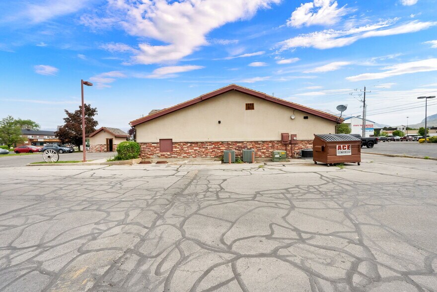 More Photos Of 340 E 1200 S, Orem Restaurant For Sale