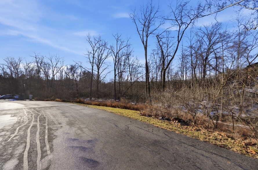 More Photos Of 2750 Lauffer Ravines Dr, Columbus Land For Sale