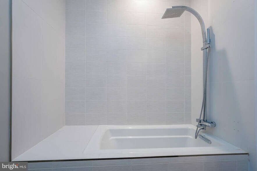 More Photos Of 1461 Chapin St NW, Washington Apartments For Sale