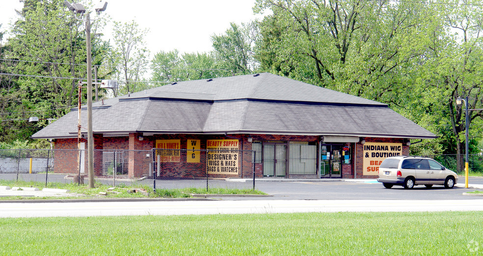 Primary Photo Of 5285 E 38th St, Indianapolis Storefront For Lease