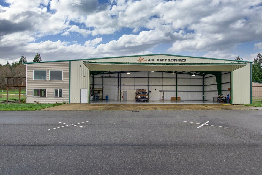 Primary Photo Of 191 Airport Rd, Port Townsend Airplane Hangar For Lease