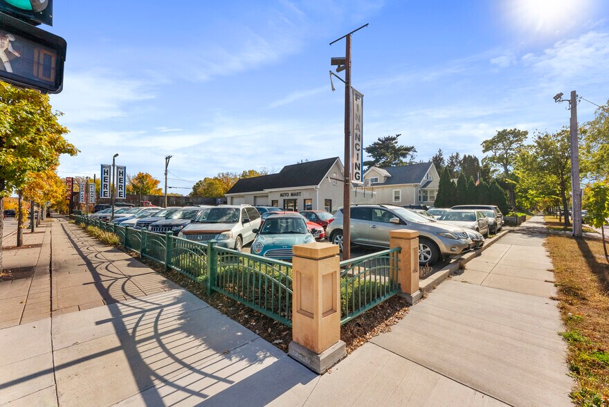 Primary Photo Of 4201 E Lake St, Minneapolis Auto Dealership For Sale