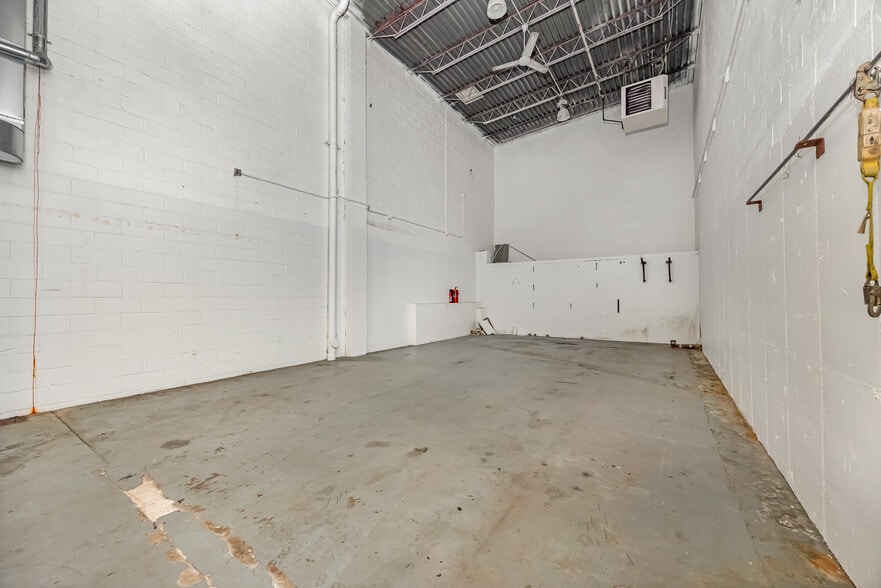 More Photos Of 57-11 58th St, Maspeth Warehouse For Sale