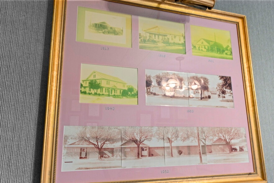 More Photos Of 403 W Sterling St, Baytown Funeral Home For Sale