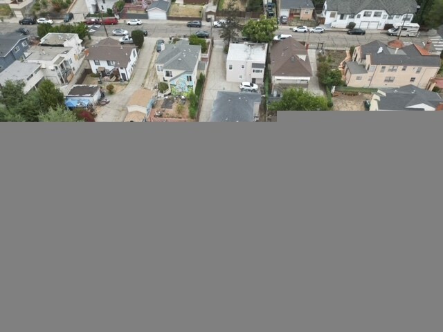 More Photos Of 8117 Ney Ave, Oakland Apartments For Sale