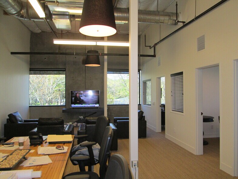 More Photos Of 5464 Skylane Blvd, Santa Rosa Loft Creative Space For Sale