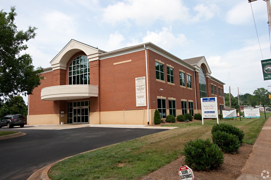 More Photos Of 502 W King St, Kings Mountain Medical For Lease