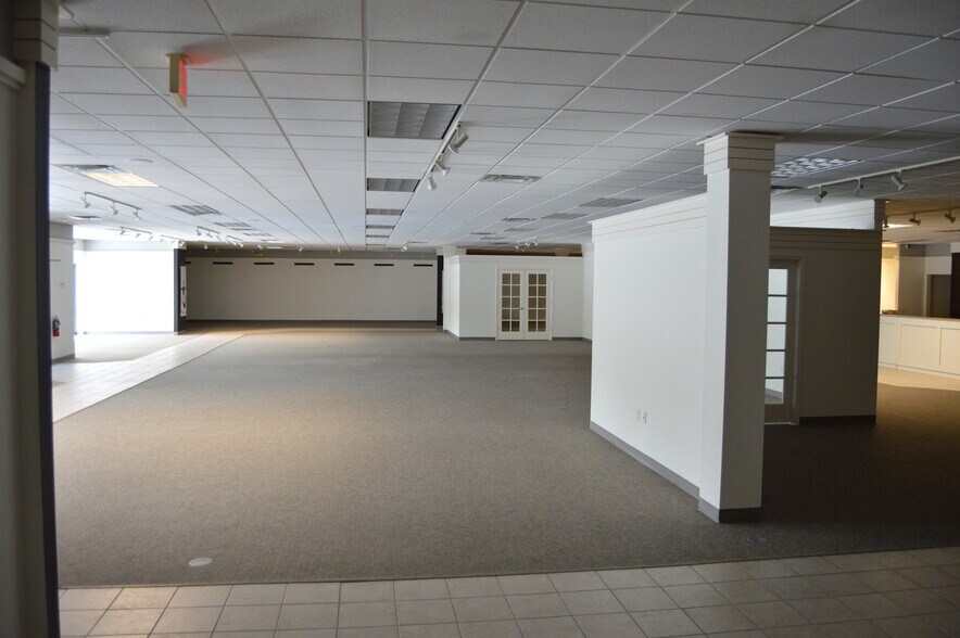 More Photos Of 20319 E Pennsylvania Ave, Dunnellon General Retail For Sale