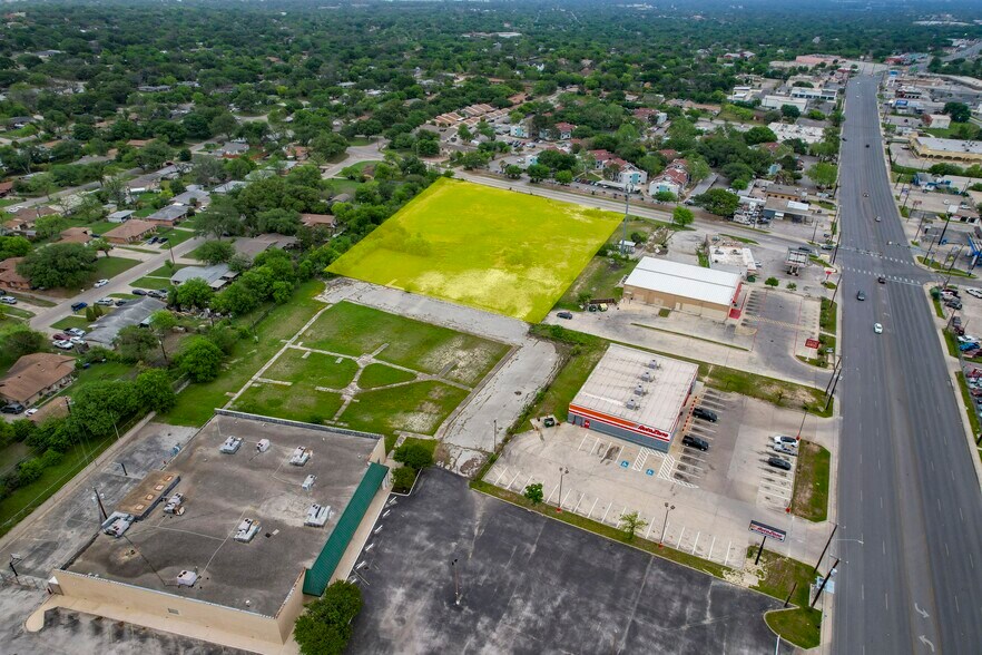 More Photos Of 1920 Bandera Rd, San Antonio Land For Sale