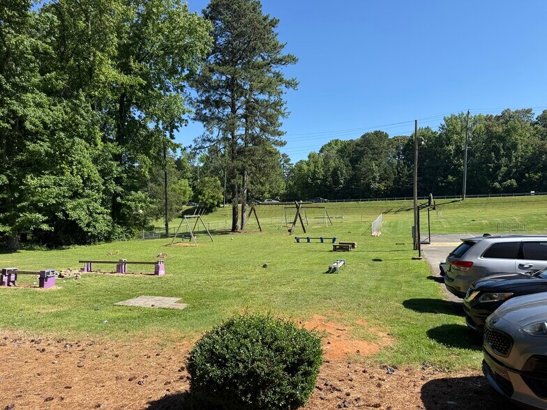 More Photos Of 5496 Highway 92, Acworth Religious Facility For Sale