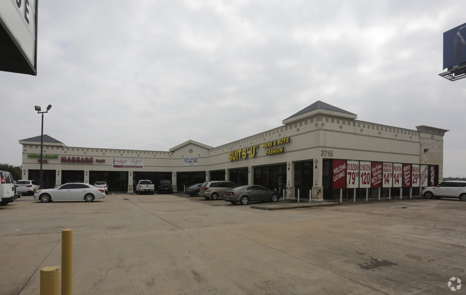 Primary Photo Of 3711-3715 Highway 6 S, Houston Unknown For Lease