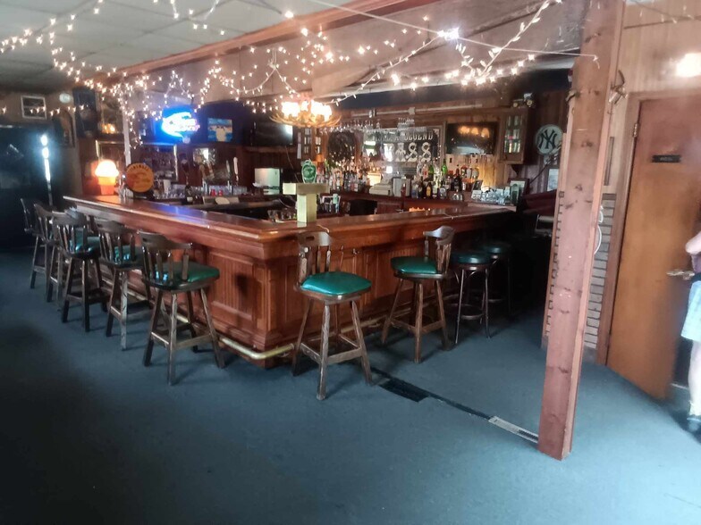 More Photos Of 655 Jersey Ave, Greenwood Lake Restaurant For Sale