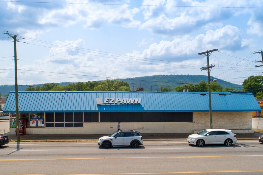 More Photos Of 3601 Rossville Blvd, Chattanooga Freestanding For Sale