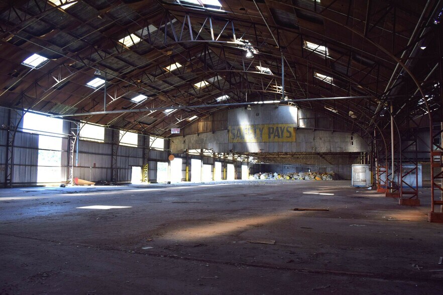 More Photos Of 7500 4th St, Marrero Distribution For Lease