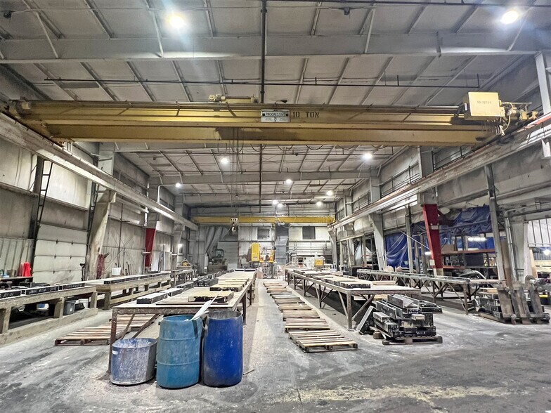 More Photos Of 711 Beaver Rd, Girard Warehouse For Sale