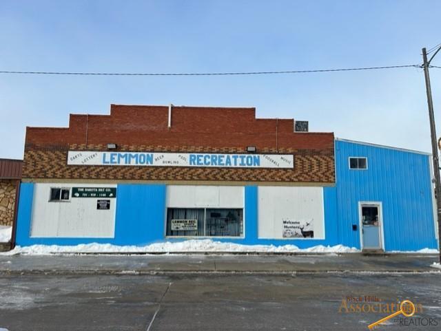 Primary Photo Of 515 Main Ave, Lemmon Bowling Alley For Sale