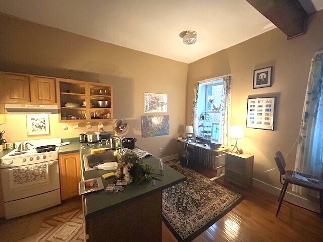 More Photos Of 89 Columbia St, Albany Apartments For Sale