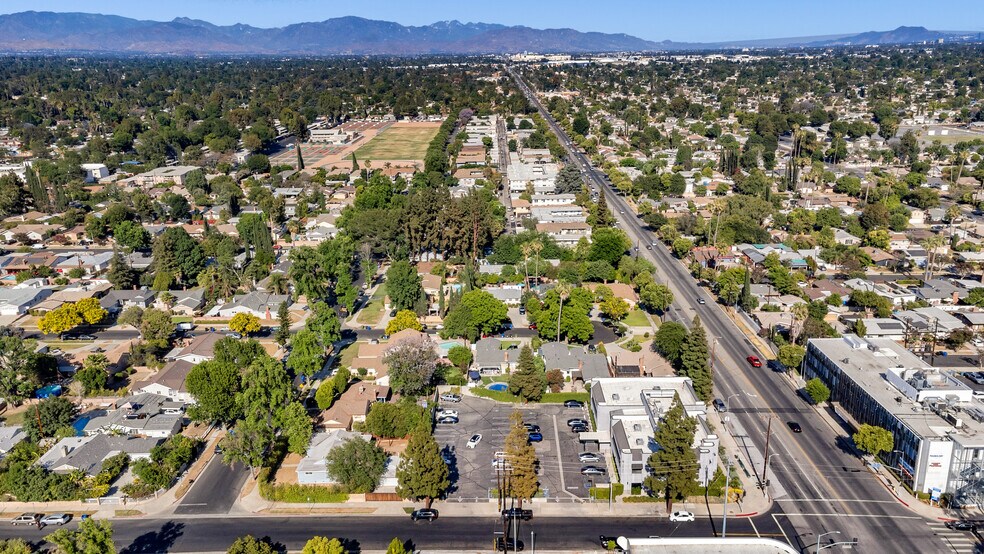 More Photos Of 18251 Roscoe Blvd, Northridge Medical For Lease