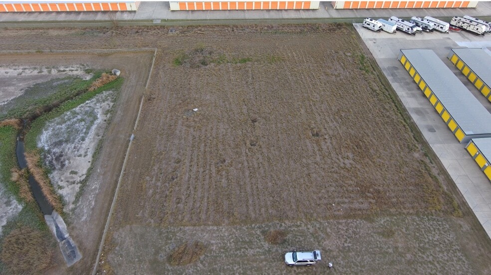 More Photos Of General Cavazos Blvd, Kingsville Land For Sale