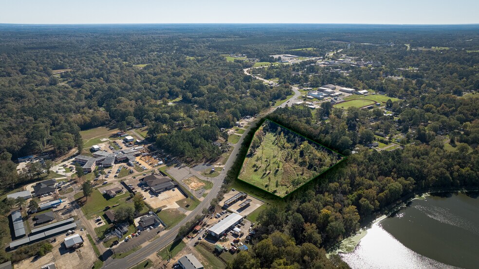 More Photos Of 703 Pershing Hwy, Jonesboro Land For Sale