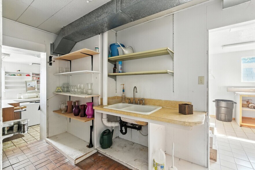 More Photos Of 170 N 400 W, Richfield Specialty For Sale