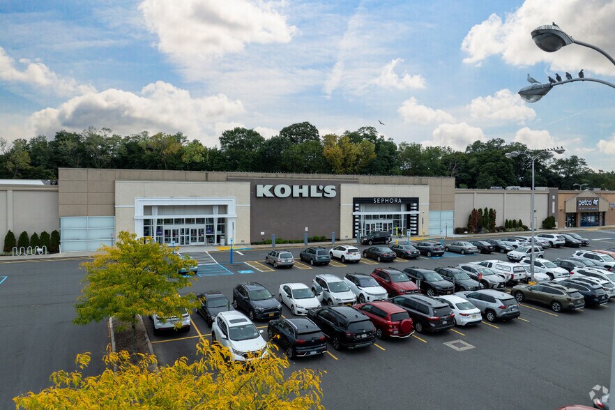 Primary Photo Of 2350 Central Park Ave, Yonkers Freestanding For Lease