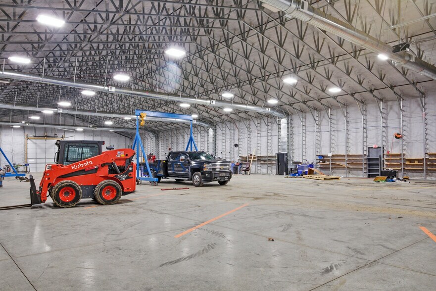 More Photos Of 5192 Dominion Dr, Dublin Warehouse For Sale