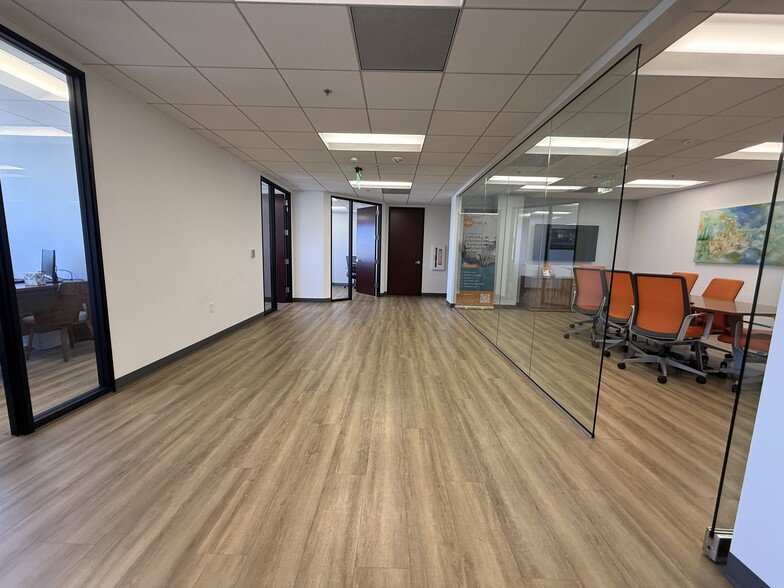 More Photos Of 425 E Colorado St, Glendale Office For Lease
