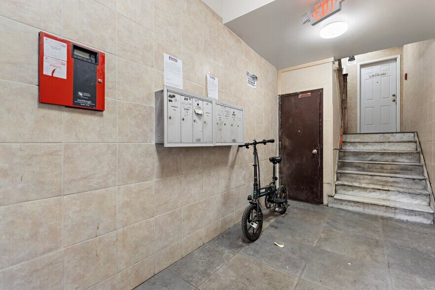 More Photos Of 91 Bergen Ave, Jersey City Apartments For Sale