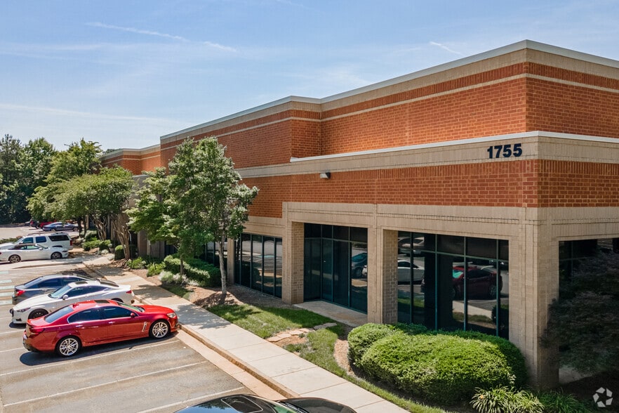 Primary Photo Of 1755 W Oak Pky, Marietta Distribution For Lease