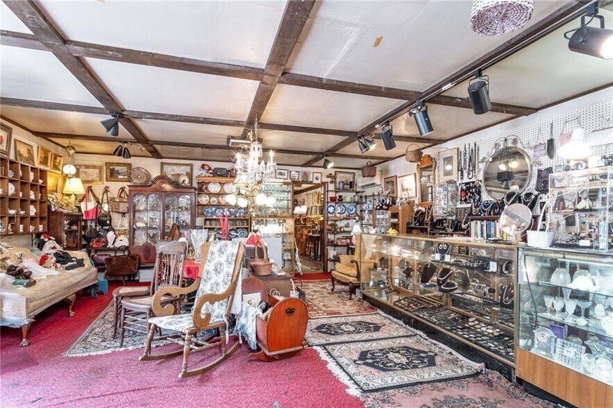 More Photos Of 538 NY-17A, Tuxedo Park General Retail For Sale