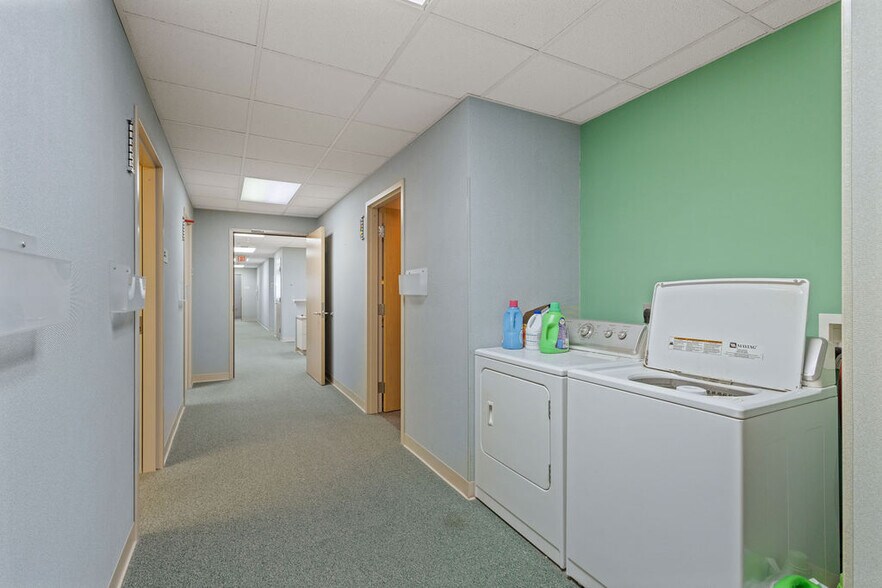 More Photos Of 2559 37th Ave, Columbus Medical For Sale