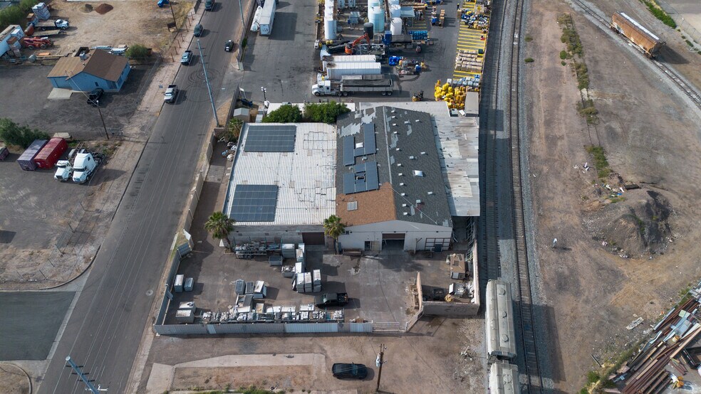 More Photos Of 1302 W Lincoln St, Phoenix Warehouse For Sale