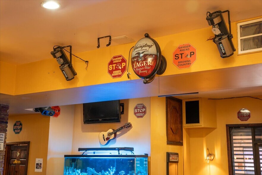 More Photos Of 217-219 Frelinghuysen Ave, Newark General Retail For Sale