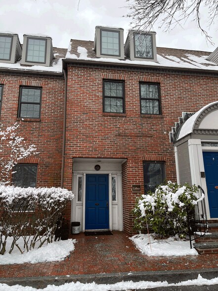 More Photos Of 500 Market St, Portsmouth Office For Lease