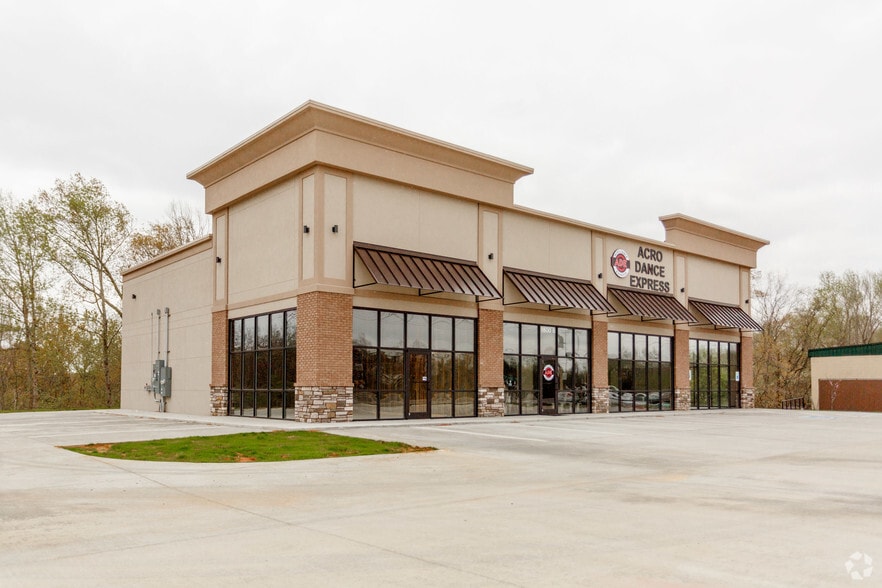 Primary Photo Of 2500 Highway 41A Byp, Clarksville Storefront For Sale