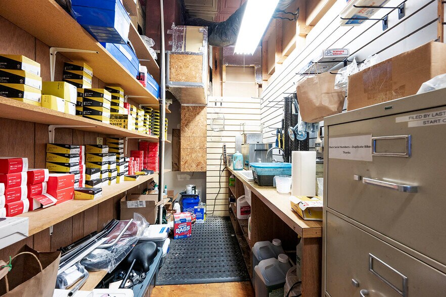 More Photos Of 126 W Main St, Plainfield Storefront For Sale