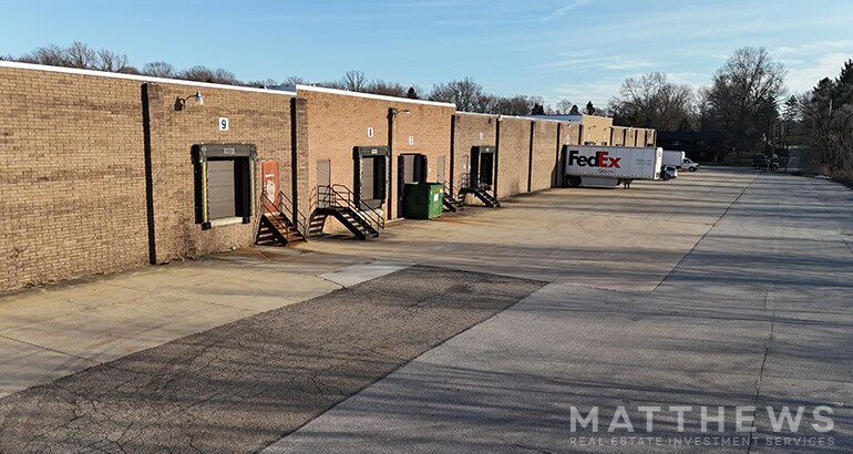 More Photos Of 1217-1227 Norton Rd, Hudson Warehouse For Sale