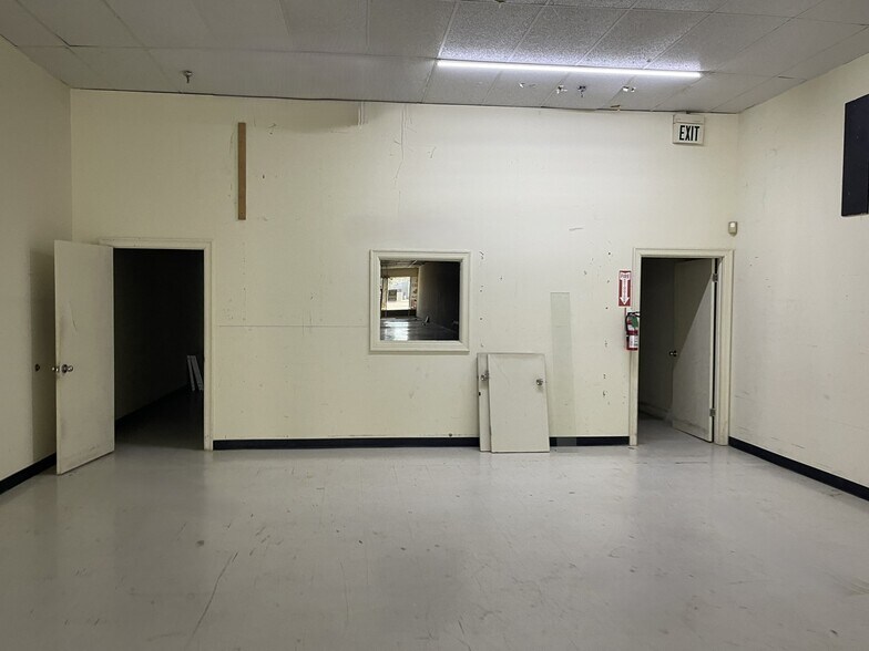 More Photos Of 280 Main St, Baker Unknown For Lease