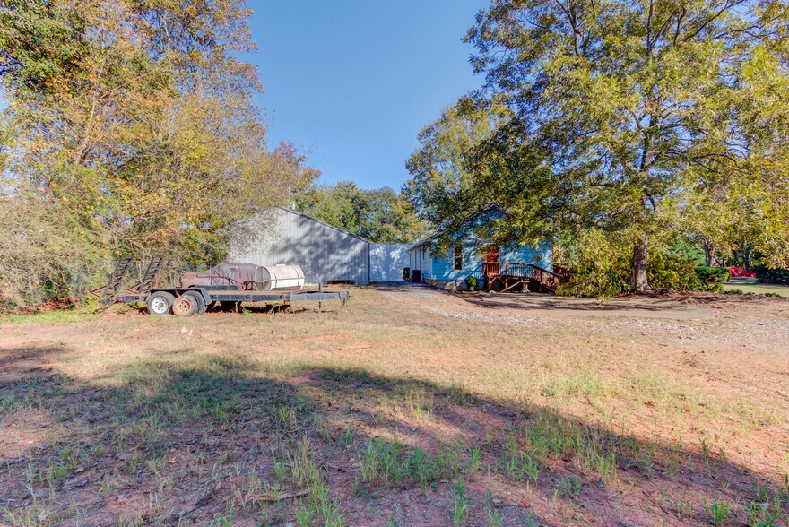 More Photos Of 2161 Pendley Rd, Cumming Industrial For Sale